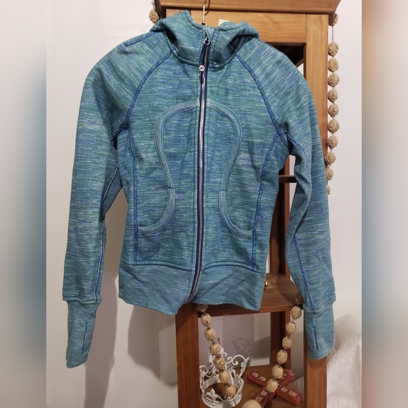 Lululemon scuba hoodie - Picture 2 of 16